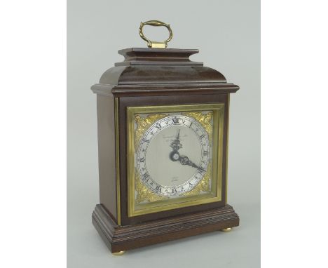 20TH CENTURY ELLIOT OF LONDON MANTEL CLOCK, inscribed 'Garrard and Co. Regent Street' to the silver dial within a silver chap