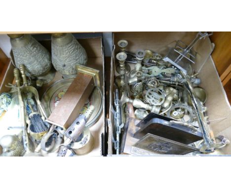 A mixed collection of brass items to include vases, plates, fire side tools, candle stick holders etc (2)