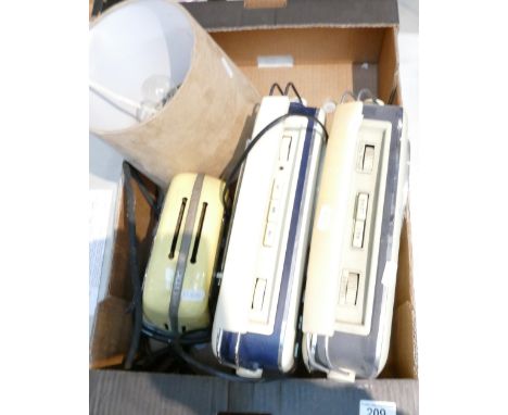 Two reproduction retro Bush radios, a vintage toaster, wooden lamp and shade etc ( 1 trays)