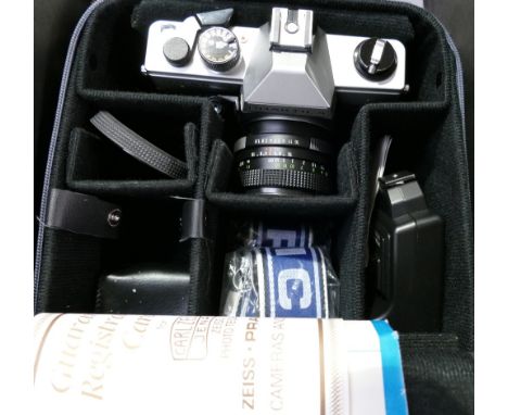 Cased Praktica MTL 5B 35mm camera and accessories 