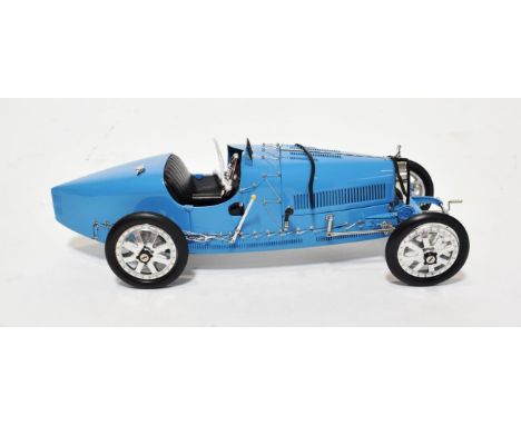 CMC Bugatti Typ 35 Grand Prix (1924) 1:18 scale model (E, bonnet strapping loose, box G)