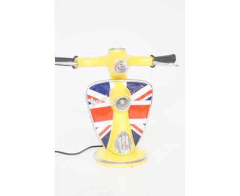 Vespa table lamp 