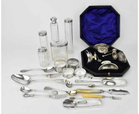 A small collection of Georgian and later silver pieces, to include George III caddy and condiment spoons, George III tongs, V