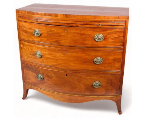 19th century mahogany bow-front chest of 3 long drawers, with brushing slide, width 91.5cm, depth 49cm, height 87cmTop has se