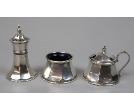 Hallmarked silver cruet set - Approx weight of silver 93g 