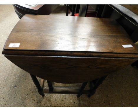 OAK FRAMED CIRCULAR DROP LEAF GATE LEG TABLE 