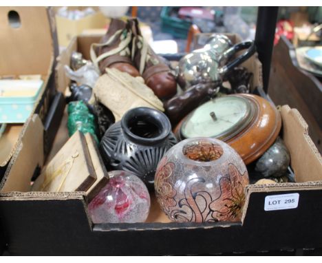 A BOX CONTAINING A SELECTION OF COLLECTABLE &amp; USEFUL DOMESTIC ITEMS to include oak backed barometer, pair of child sized 