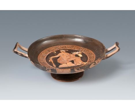 Kylix of Magna Graecia, 4th century BC. Ceramics. Provenance: Private collection A. Alonso, Salamanca. Formed between 1960 an