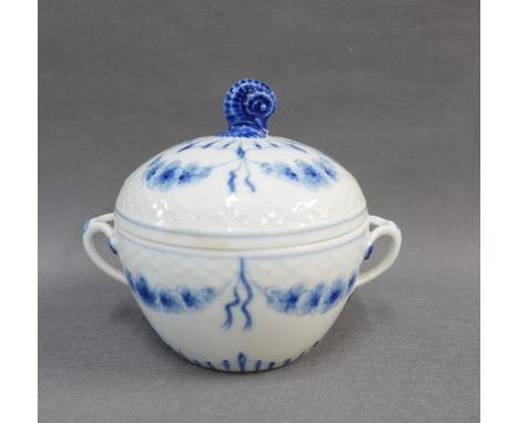 Bing &amp; Grondahl blue and white porcelain jar, the cover with a seahorse finial, 14cm wide