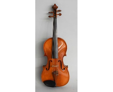 Viola 15 1/2" two piece back, boxwood pegs and tailpiece, ebony fingerboard, labelled 'Adolf Andr. Sandner Geigenbaumeister',