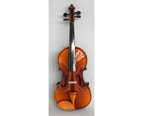 Viola 16" two piece back, labelled 'Skylark Brand Made in China', cased