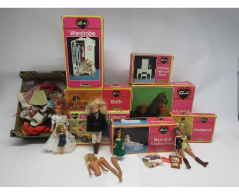 A collection of boxed Pedigree Sindy accessories to include 44542 Camping Buggy &amp; Foldaway Tent, Wardrobe, 44569 Horse (b