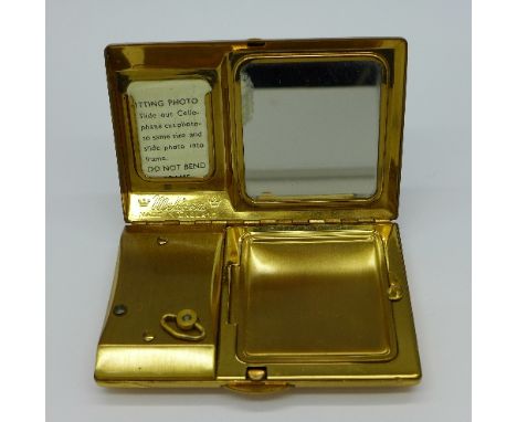 A 1950's Melissa musical compact