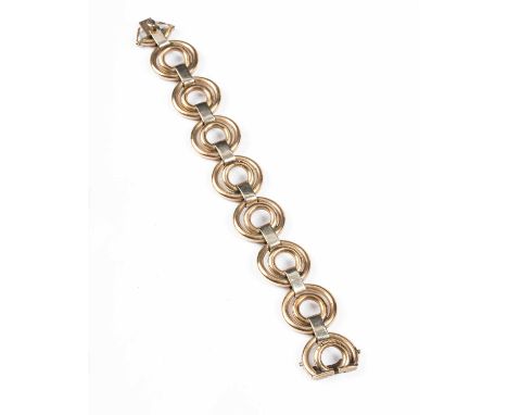 A bi-colour 9ct gold bracelet, Cropp &amp; Farr, of concentric ring links, box clasp fitting, 18.5cm long, total gross weight
