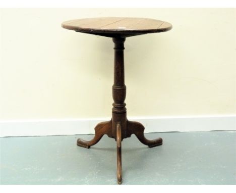 Early 19th century circular top tripod table