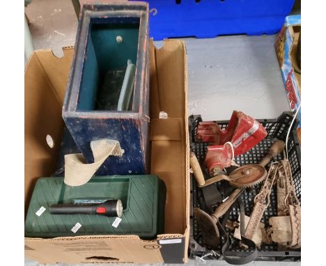 Collection of assorted kitchen and other tools, tool box etc.  (B.P. 21% + VAT) 