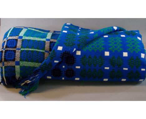 Vintage woollen Welsh tapestry blue and green fringed edge blanket with traditional Caernarfon design. (B.P. 21% + VAT) No ob