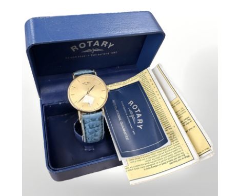 A gent's 9ct gold Rotary quartz calendar wristwatch, case 34mm