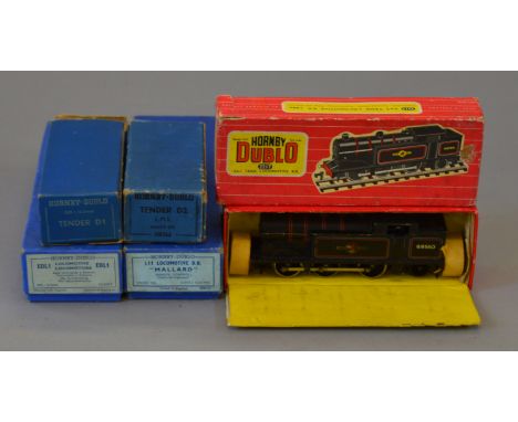 OO Gauge. Hornby Dublo. 3 x locomotives. L11 BR green "Mallard", EDL1 LNER "Sir Nigel Gresley" & BR standard 2-6-4 tank engin