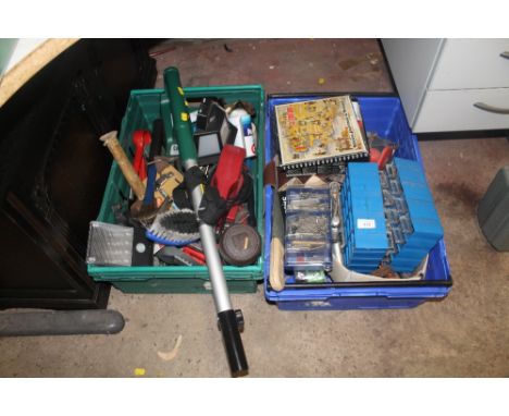 A QUANTITY OF TOOLS