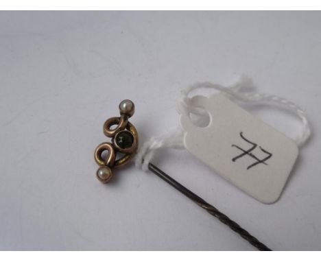 9ct pearl & green stone stick pin     