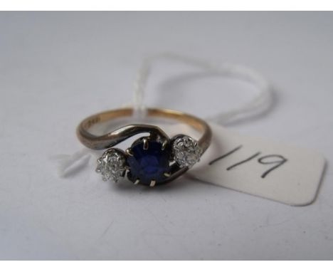 Vintage 18ct gold three stone sapphire  and diamond ring approx size J     