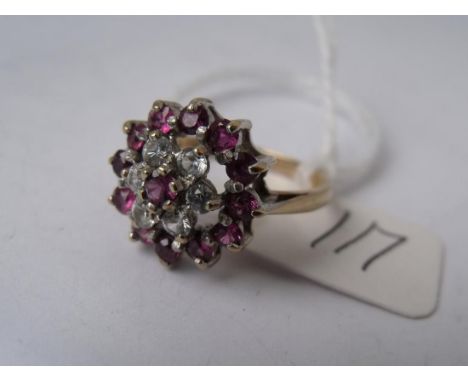 9ct white sapphire & garnet dress ring  approx size K        