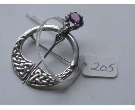 Large 4cm dia silver Celtic style stone  set Kilt brooch 11.8g       