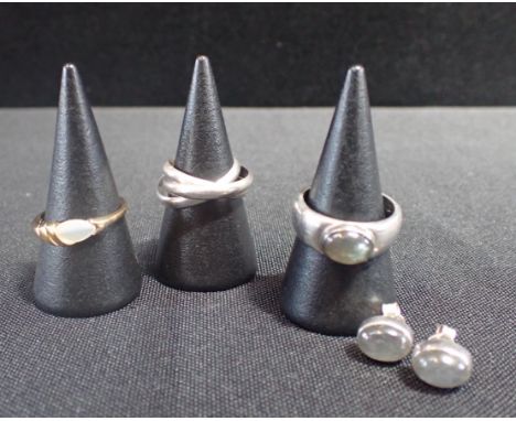 A COLLECTION OF JEWELLERY including a moonstone earring and ring suite in sterling silver; together with a mother of pearl ri