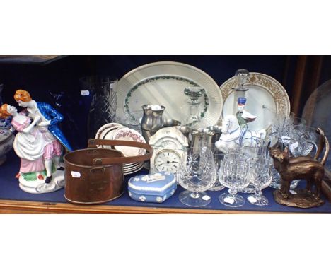 A COLLECTION OF MIXED CHINA AND GLASS including a Wedgwood Jasperware box, a Rye Pottery figure, a 'Stratford' platter, Brier