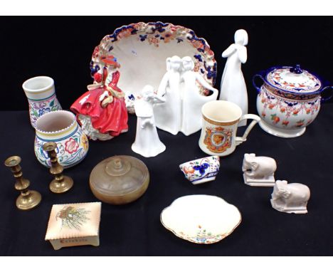 A COLLECTION OF ROYAL DOULTON, POOLE POTTERY and other items, including 'Top o' the hill', 'Sleepyhead' and others, tradition