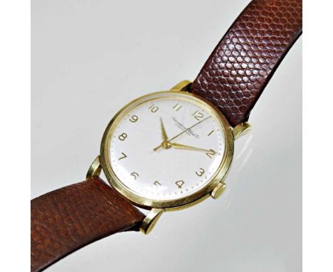 A vintage International Watch Company Schaffausen 18 carat gold cased gentleman's wristwatch, the signed 30mm dial with arabi