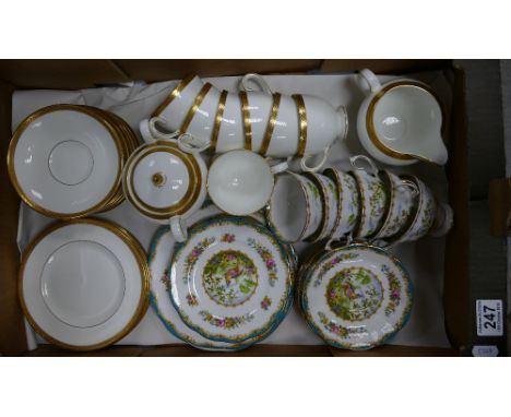 A mixed collection of ceramic items to include - Royal Albert Chelsea Bird patterned part tea set, and similar Wedgwood Senat