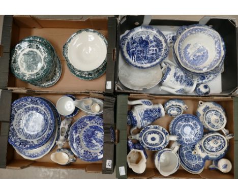 A large quantity of blue and white china to include various makers such as Royal Worcester, Broadhursts etc (4 trays)