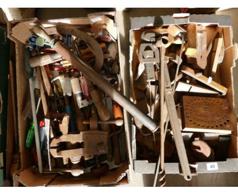Mixed collection of vintage tools to include files, planes, hand drills, vices etc (2)
