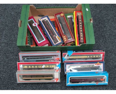 Sixteen OO Gauge Outline British Coaches by Lima, Bachmann and other, boxed.