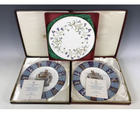 A boxed Spode plate together with two boxed Minton Queens silver jubilee examples 