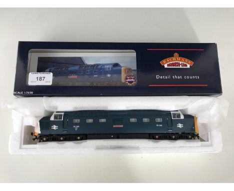 A boxed Bachmann model railway locomotive class 55 Deltaic 55009 Alcidine BR blue 32-525Z