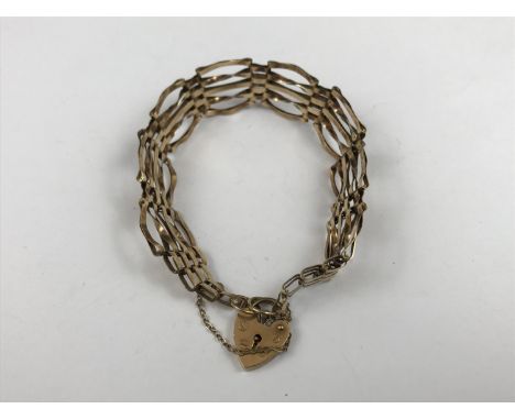 A 9ct gold gate-link bracelet, 7.7 g