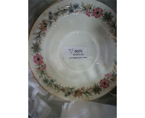 Two boxes comprising extensive Paragon Belinda pattern tea and dinner service