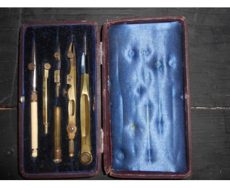 1880s very neat Victorian Drawing Set still has little tool for re-setting