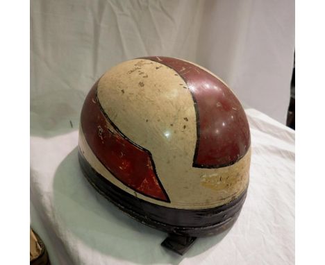Norton vintage motorcycle helmet with decal for 1965 Isle of Man TT. UK P&amp;P Group 2 (£20+VAT for the first lot and £4+VAT
