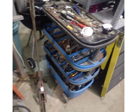 Hazet Assistent four shelf tool trolley and tools. Not available for in-house P&amp;P 