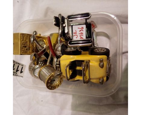 Six novelty small clocks to include a barbers chair example. UK P&amp;P Group 2 (£20+VAT for the first lot and £4+VAT for sub
