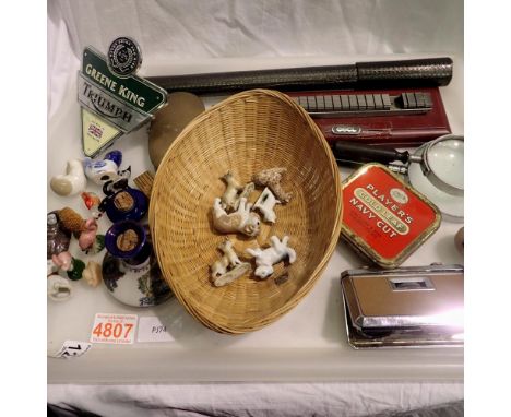 Mixed collectables including a Greene King pump badge, magnifying glasses, thermometer etc. Not available for in-house P&amp;