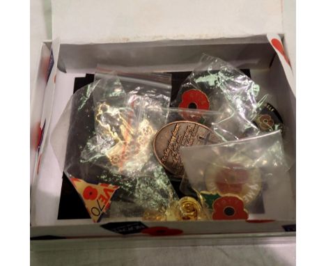 Quantity of British Legion Remembrance Day pin badges. UK P&amp;P Group 1 (£16+VAT for the first lot and £2+VAT for subsequen