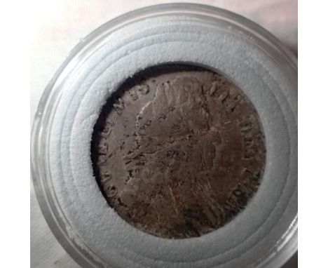 1696 silver sixpence of William III. UK P&amp;P Group 0 (£6+VAT for the first lot and £1+VAT for subsequent lots)&nbsp; 