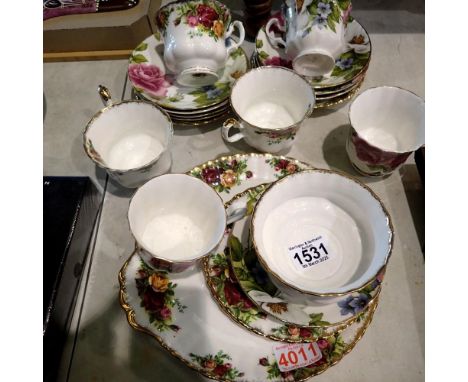 Royal Albert Old Country Roses and Duchess tea service items. Not available for in-house P&amp;P 