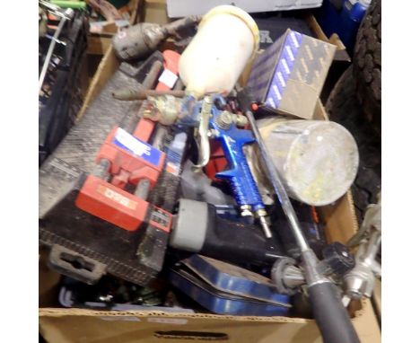Mixed tools, including a compressed air sprayers. Not available for in-house P&amp;P