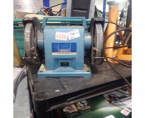 Draper G150A dual 6" bench grinder. All electrical items in this lot have been PAT tested for safety and have passed. This do